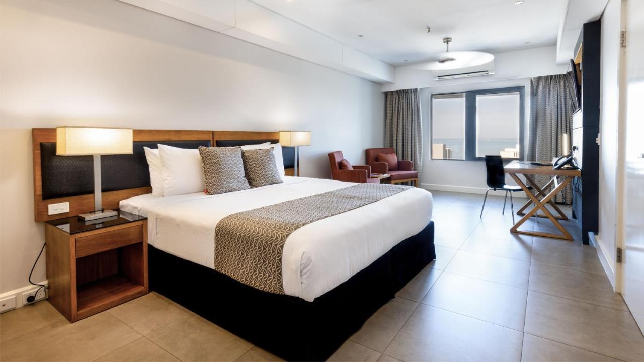 Oaks Darwin Elan Hotel Exterior photo
