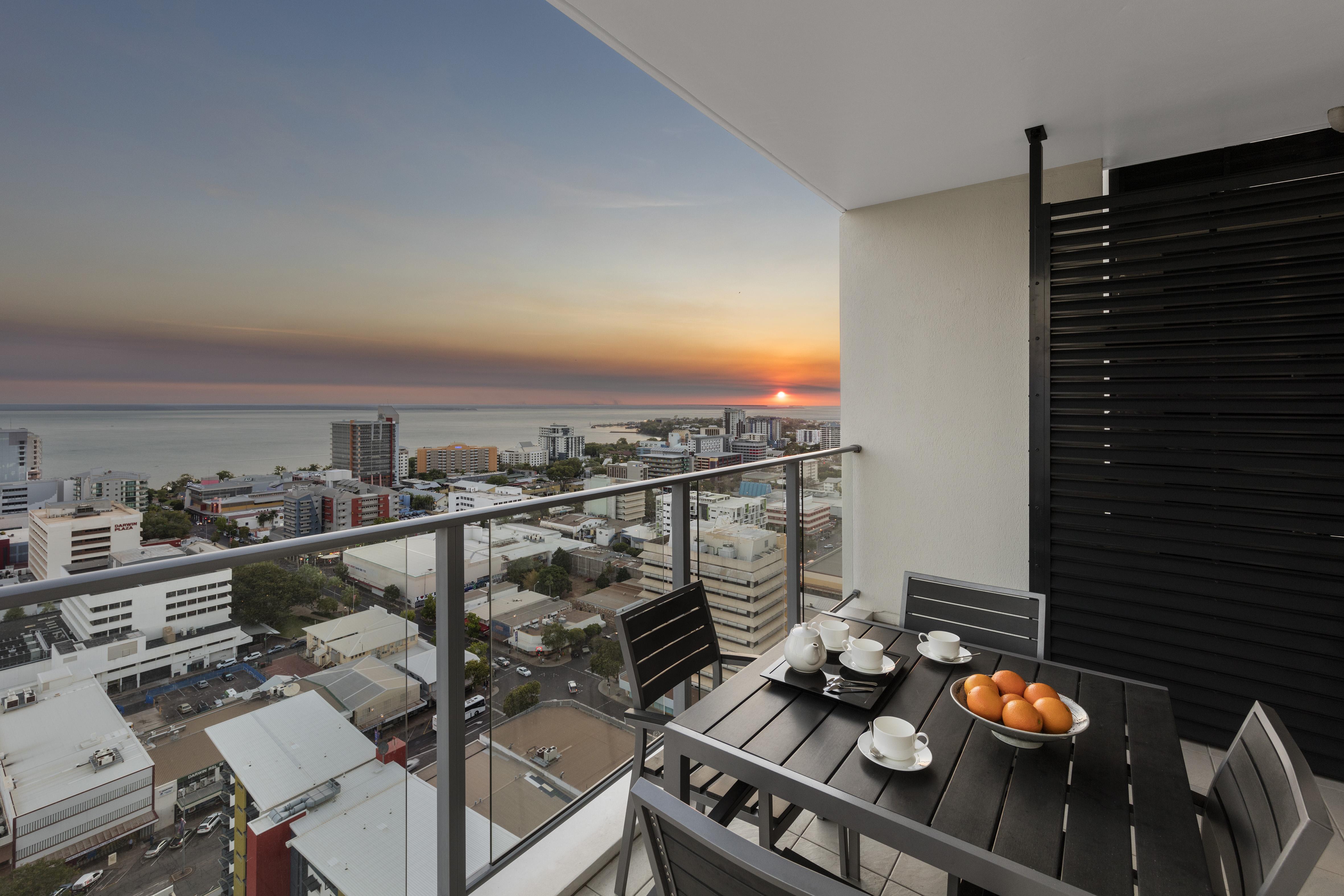 Oaks Darwin Elan Hotel Exterior photo