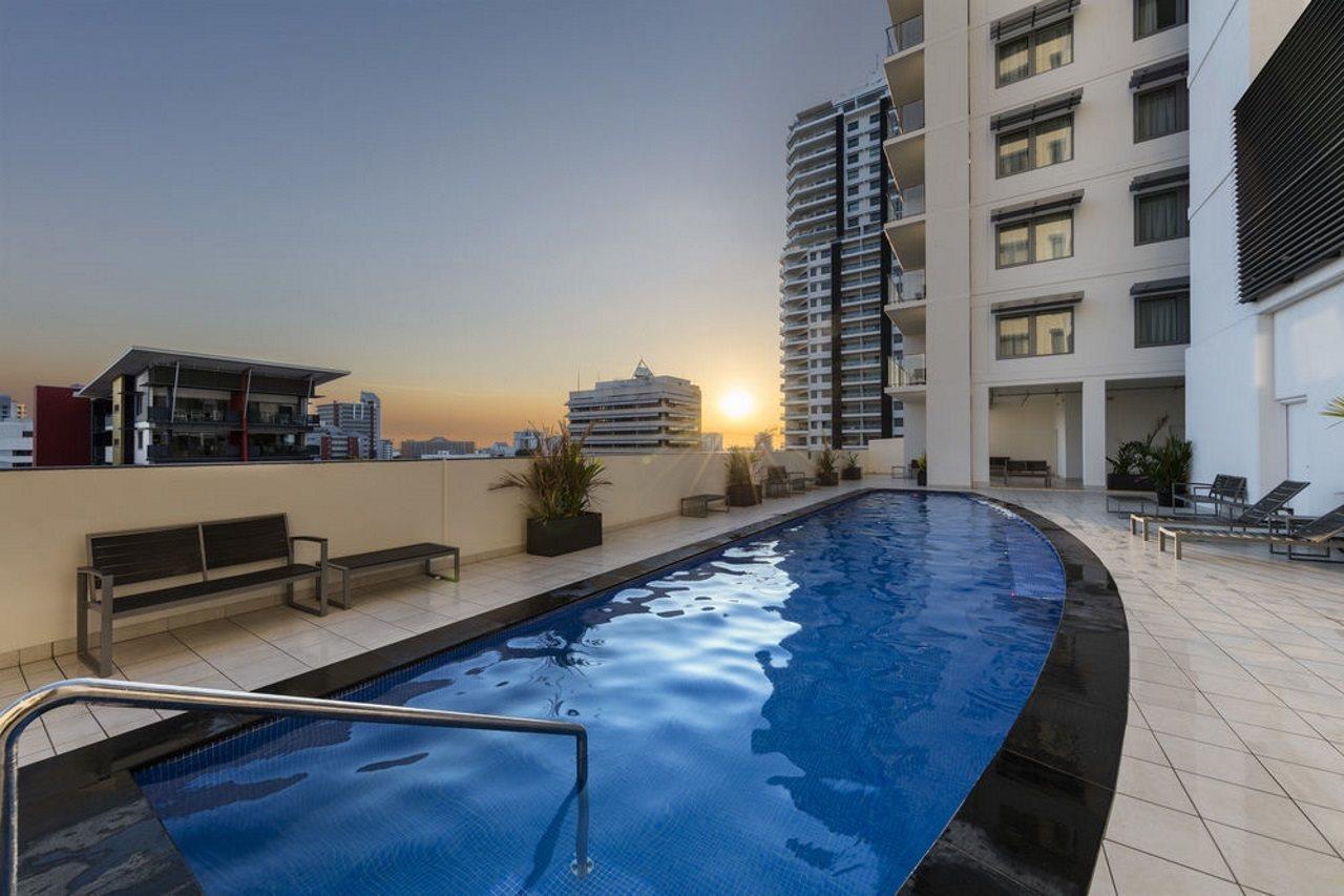 Oaks Darwin Elan Hotel Exterior photo