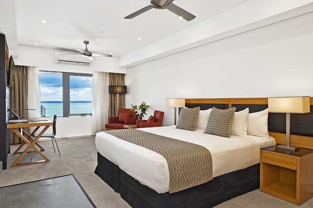 Oaks Darwin Elan Hotel Exterior photo